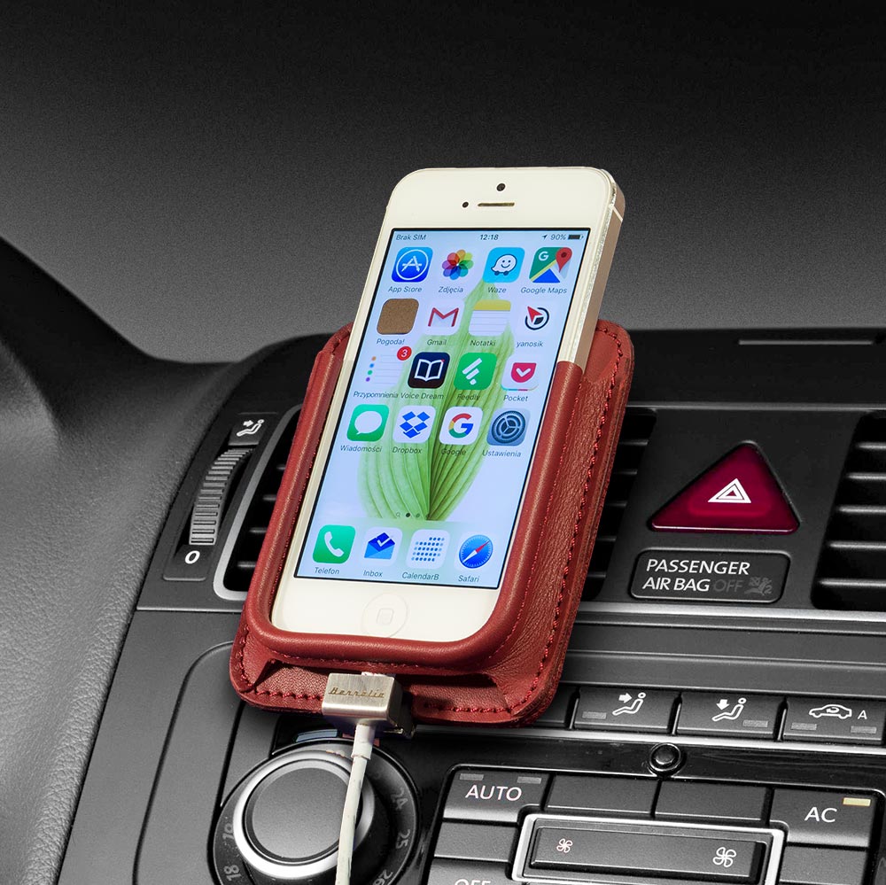 Berrolia No. 1 premium car mount for iPhone SE, iPhone 5s - Red Wine