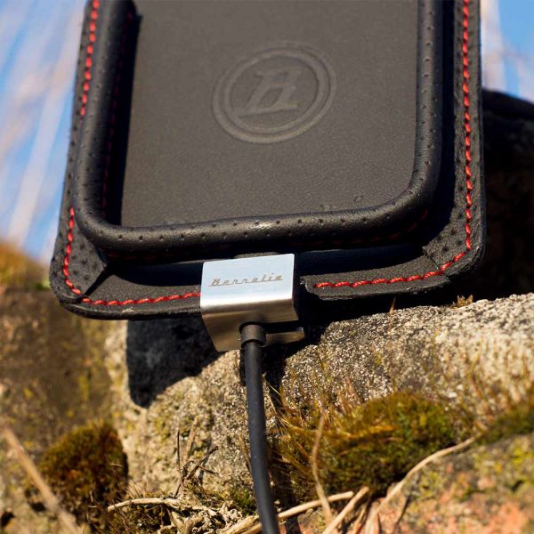 Berrolia charging holder with USB-C Size XL – Rally Black